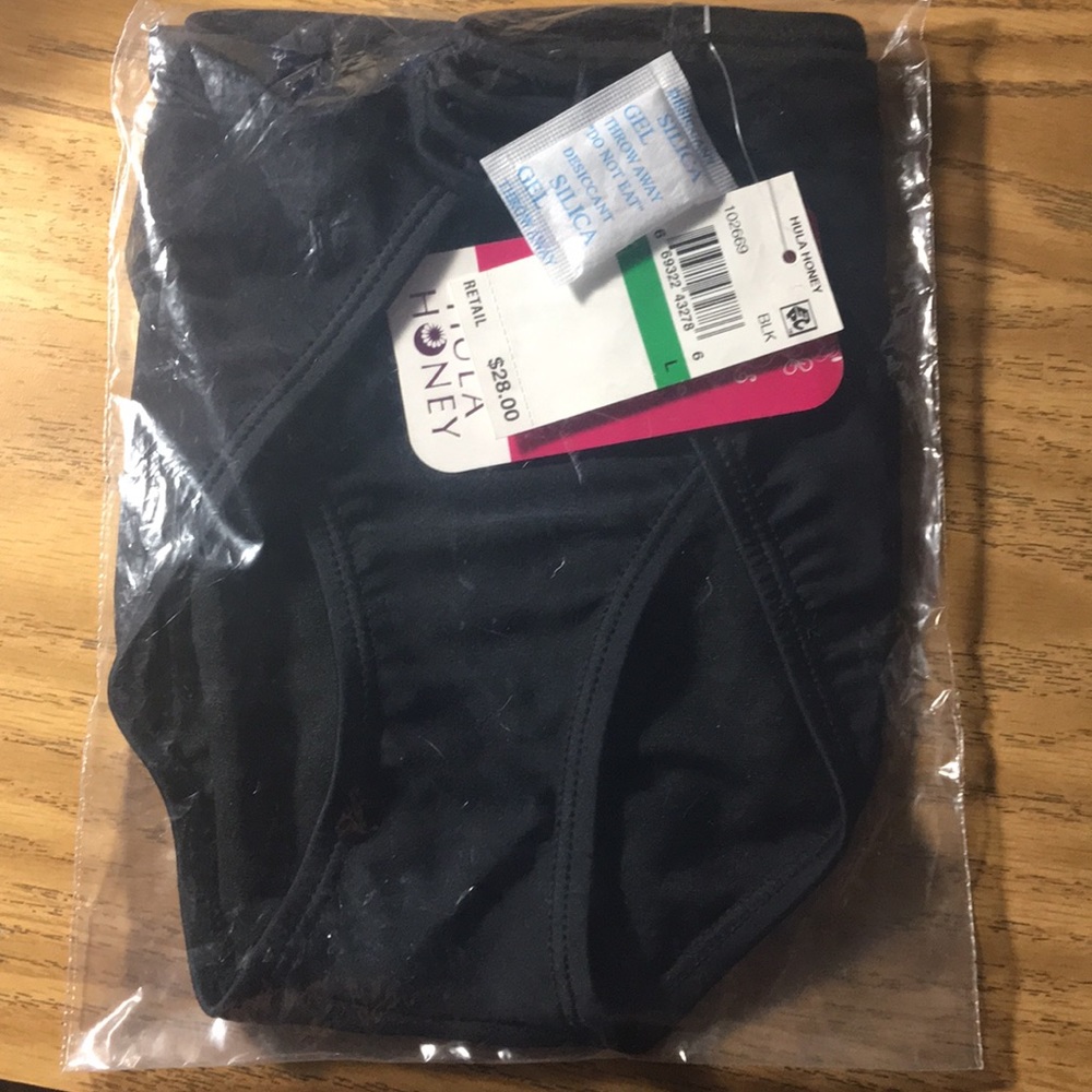 Juniors’ Ring True Strappy Bikini Bottoms